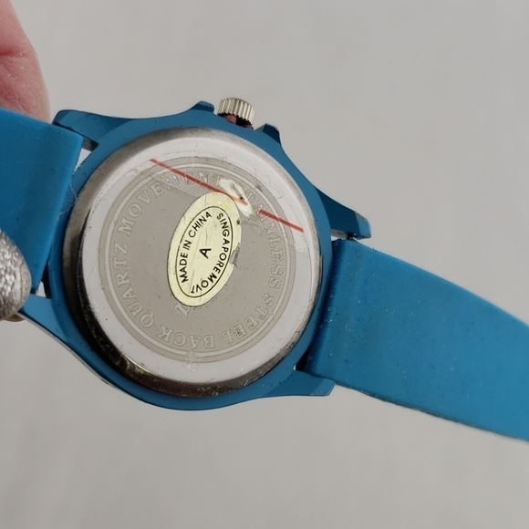 GENEVA Quartz Watch Unused NWOT
Silicone Blue - Picture 3 of 10